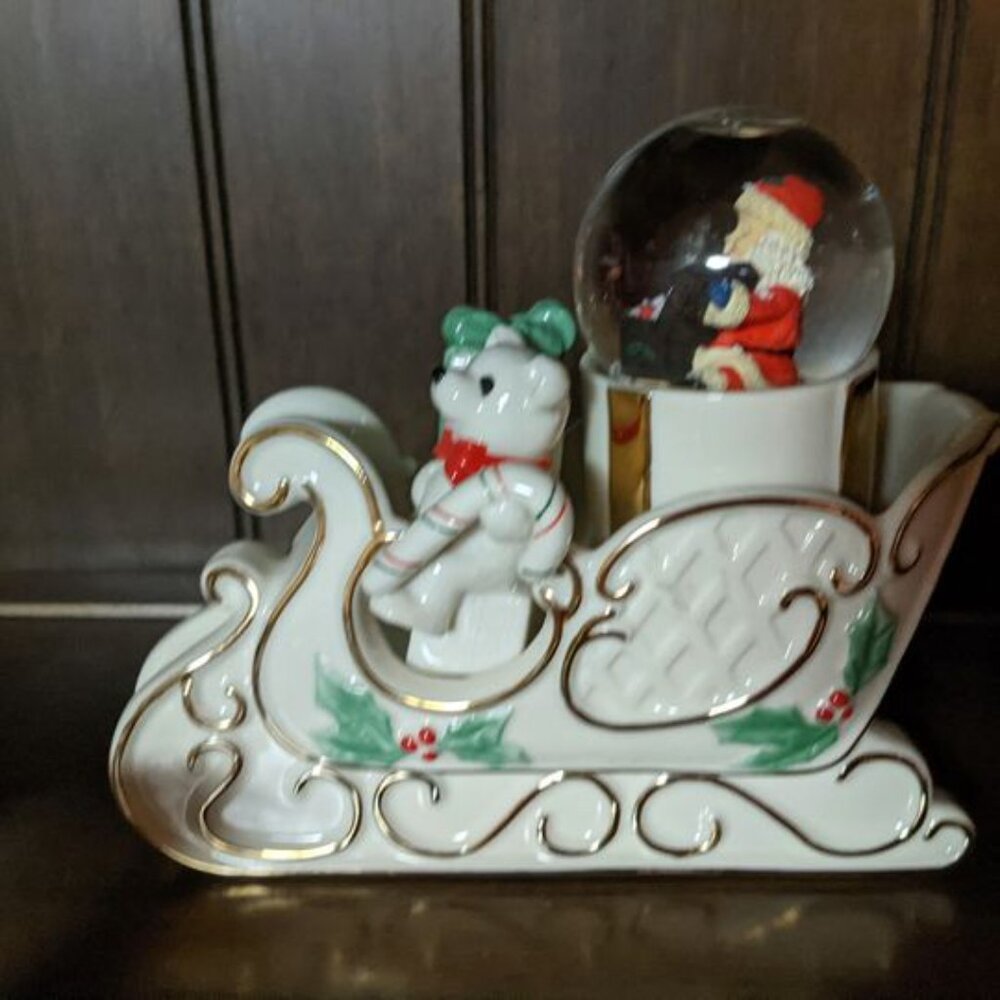 Mikasa Santa Sleigh Snow Globe!